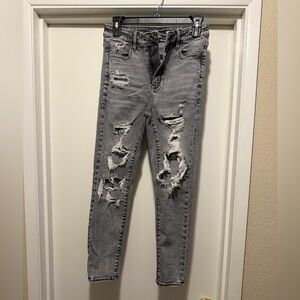 American Eagle Outfitters Distressed Skinny Jeans in Gray